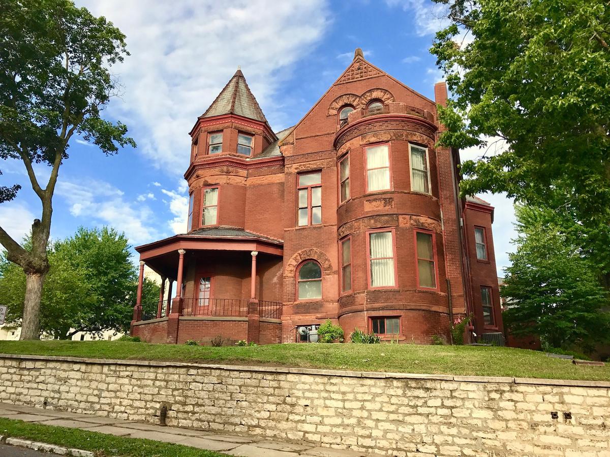 Vineyard Mansion Carriage House Villa Saint Joseph Exterior photo